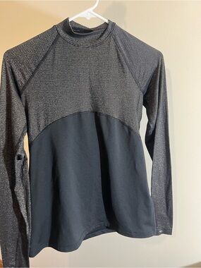 Nike Long Sleeve Black Athletic Pullover Top